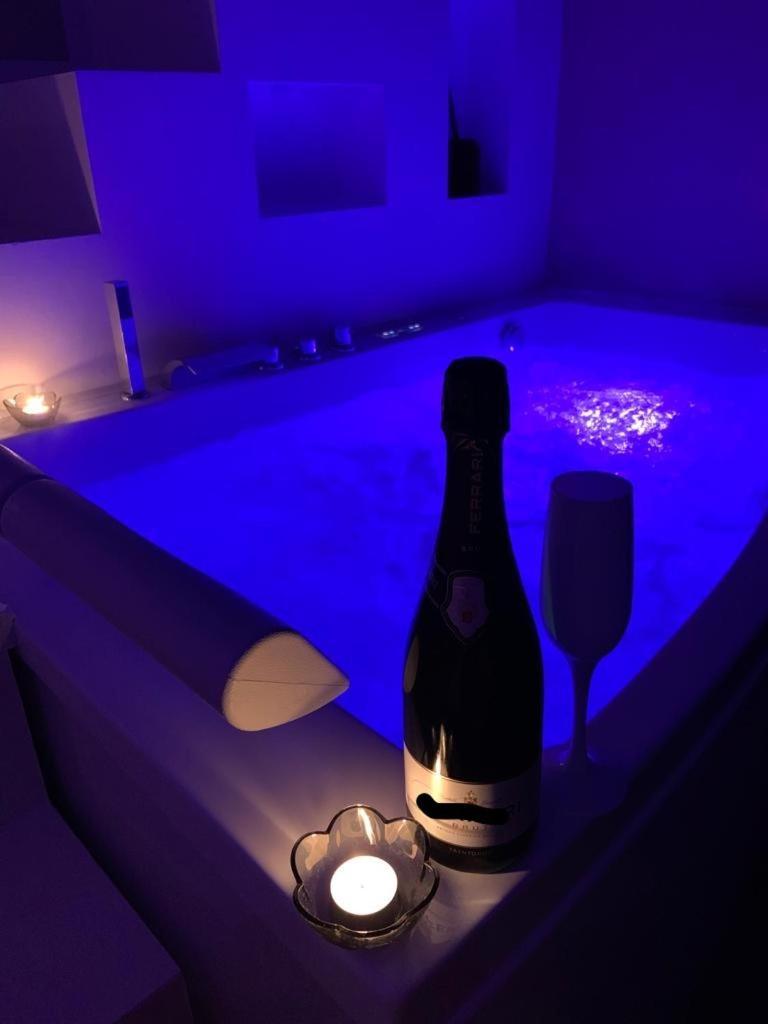 Maison Chene Con Vasca Idromassaggio Bisceglie Eksteriør bilde